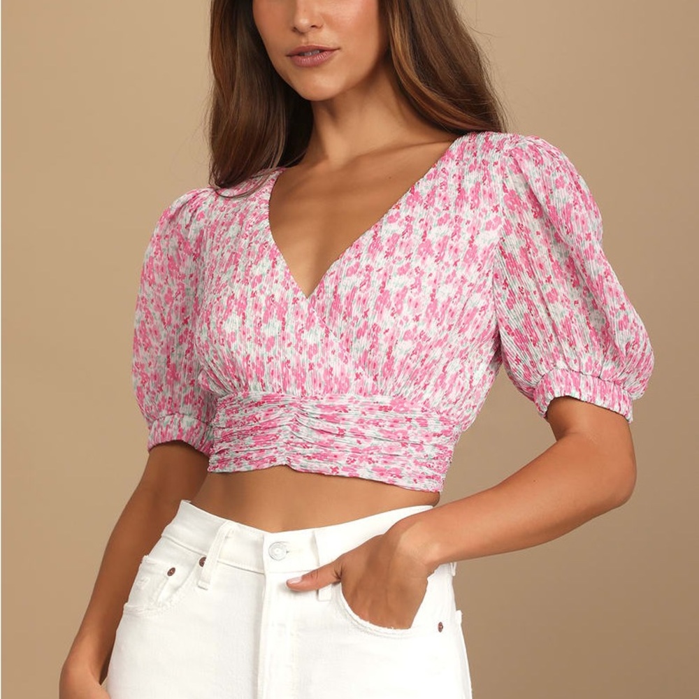 Lulus Picked for You Pink Floral Print Pleated Tie-Back Crop Top